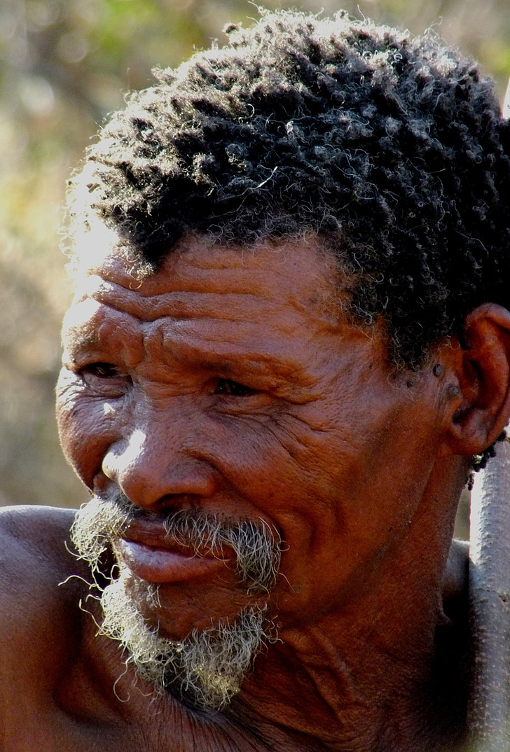 homem de San, Bushman, homem velho, enrugado, Namíbia
