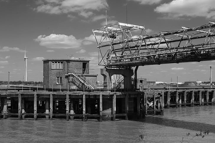 erith, dock, shipping, disused, dangerous