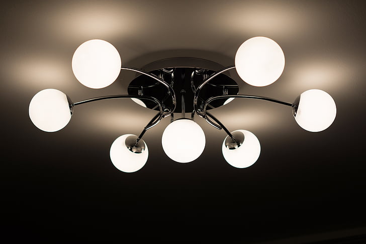 тавана лампа, лампа, полилей, крушки, интериорен дизайн, осветлението в стаята, лампи