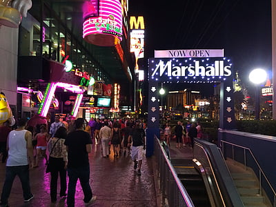 Las Vegaso strip, Nevada, naktį, minios, žmonės, Amerikoje, Jungtinės Amerikos Valstijos
