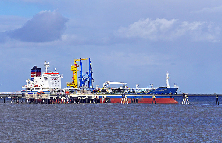 wilhelmshaven, sea bridge, tanker, discharge, oil port, crude oil, deep water