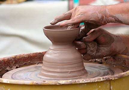 puodžiaus rato, Molis, lipdyti skulptūras, Moliniai indai, savo ruožtu, nugara, keramika