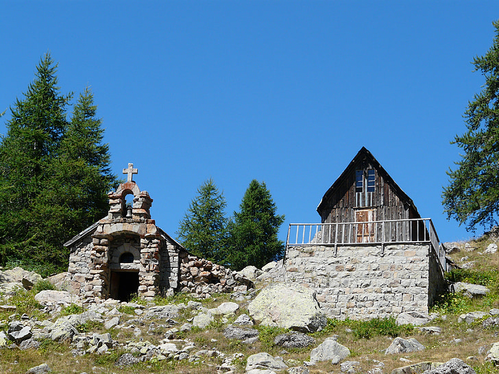 jezero Allos, Hora, kaple, pěší turistika, Alpy, útočiště