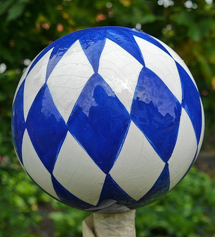 garden globe, solid ball of clay, garden
