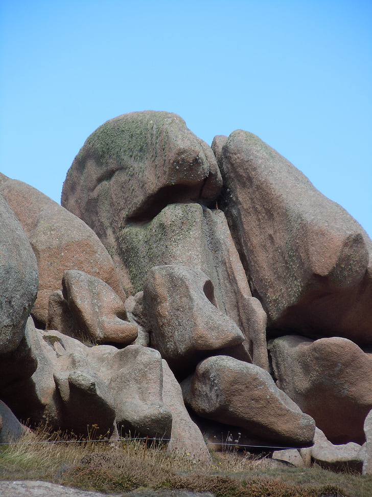 Bretaña, Côte de granit rose, rocas de motivo, paisaje, estatua de, escultura