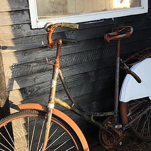 régi, rozsdás, kerékpár