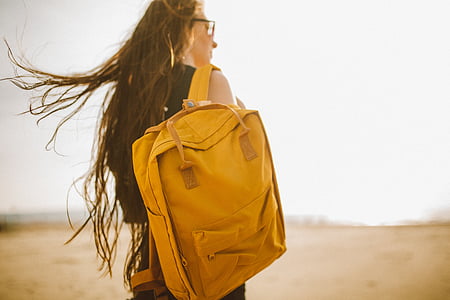žuta, ruksak, torba, ljudi, djevojka, žena, putovanja