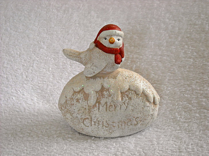 figurine, christmas, little bird, christmas hat, decoration, christmas decorations, romantic