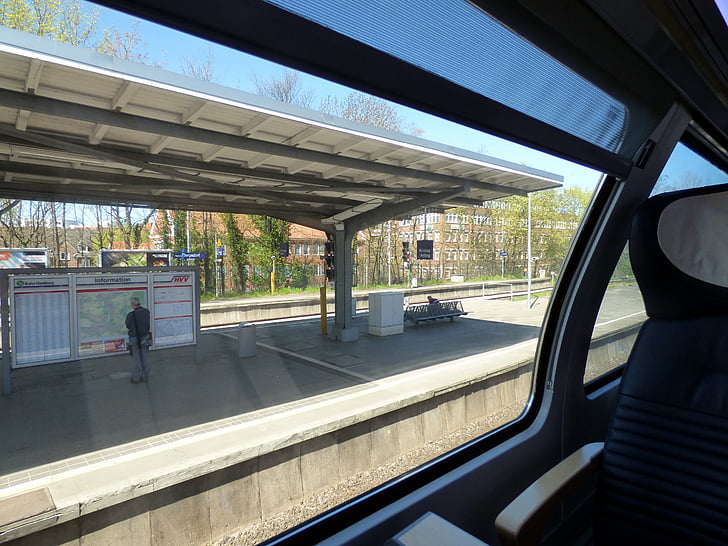plattform, Traveler, zugfahrt, verkade, Gleise, järnvägsstation, väntar på