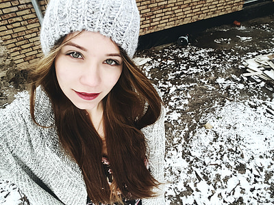jeune fille, neige, gris, laine
