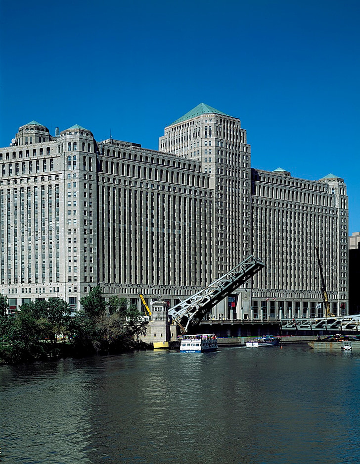 chicago, merchandise mart, bridge, building, landmark, river, water