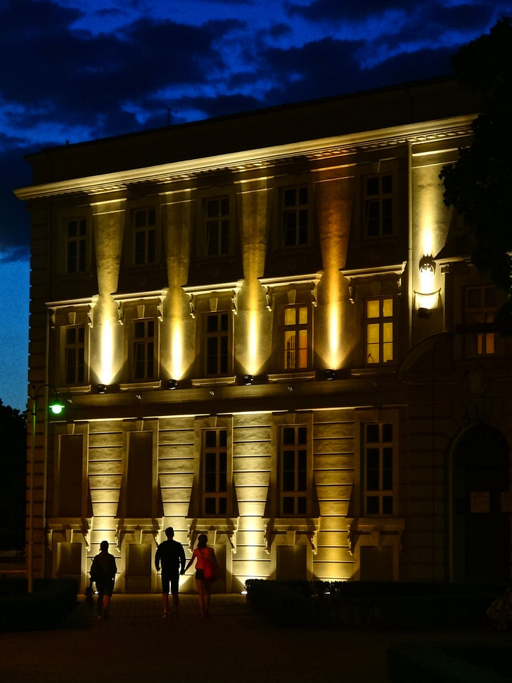 Basílica de São Pedro, Vincent de paul, Igreja, Bydgoszcz, Polônia, à noite, Catedral