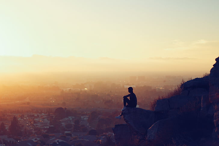 kişi, oturma, yukarıda, Şehir, kaya, Görünüm, Panorama