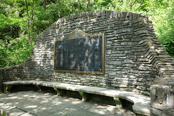 Mémorial de l’artillerie de campagne, Parc d’Eden, Cincinnati, souvenir, monument, première guerre mondiale, noms de