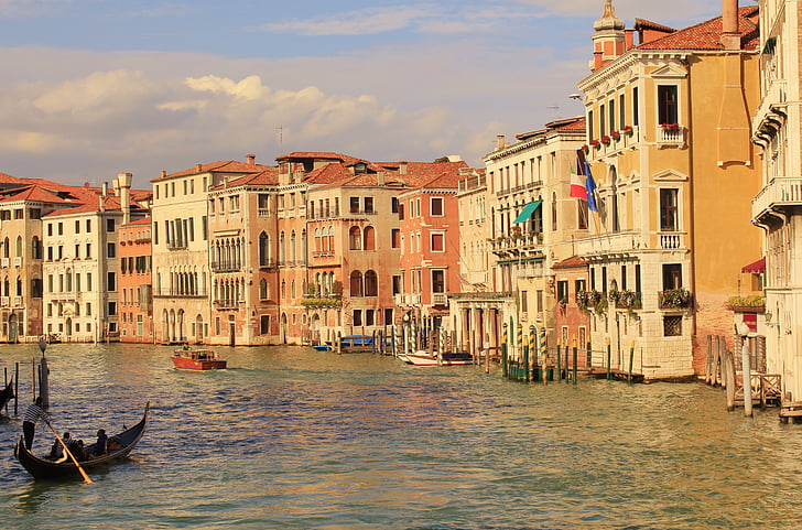 marginea de canale, Veneţia, wassserstrasse, Venetia - Italia, Italia, canal, gondola
