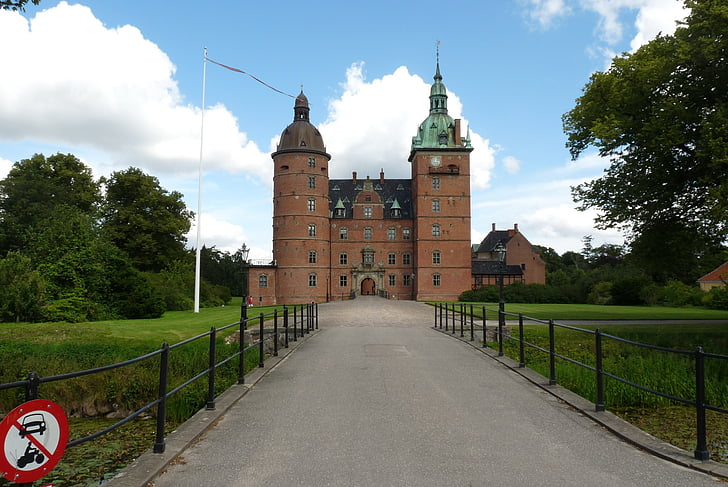 Vallo slot, Dänemark, Geschichte, Schloss, Wahrzeichen, Dänisch, alt