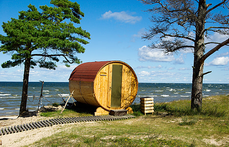 Letônia, Mar Báltico, sauna, natureza selvagem