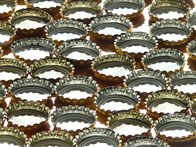bottle caps, sheet, sheet metal piece, crown shaped, gold, golden, sparkle