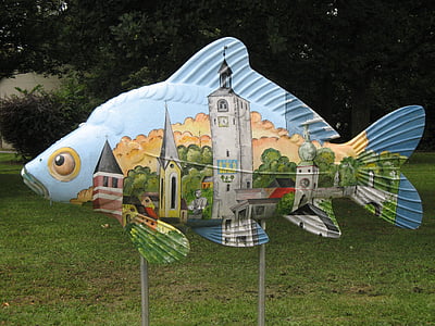 Tirschenreuth, dekoration, gigantisk fisk, målade