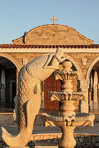 Кипър, Айя Напа, Ayios epifanios, Джонас, скулптура, фонтан