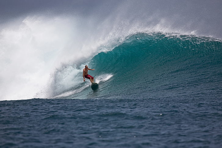 grote golven, Surfer, macht, moed, gevaar, Ombak zeven kust, Java eiland
