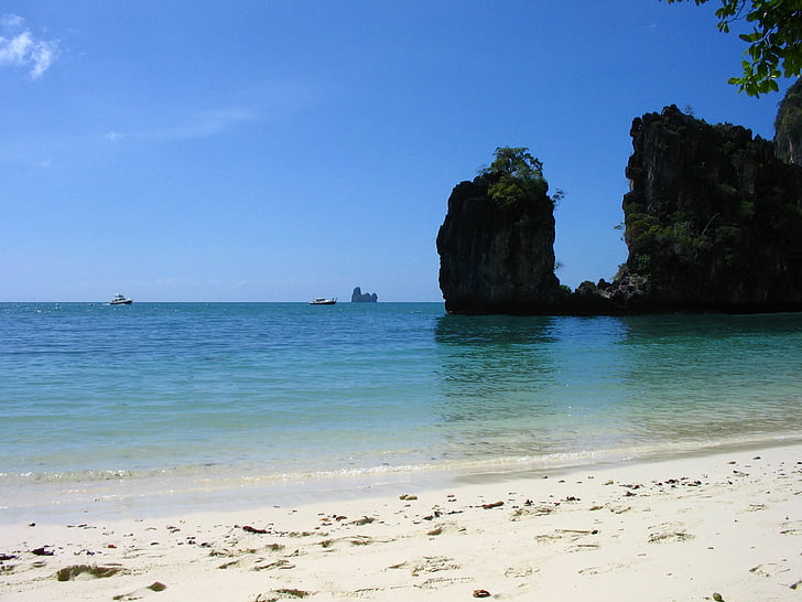 Thaïlande, plage, falaises, océan turquoise