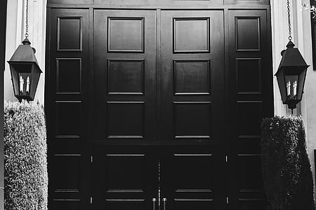 čierna, dvere, vchod, lucerny