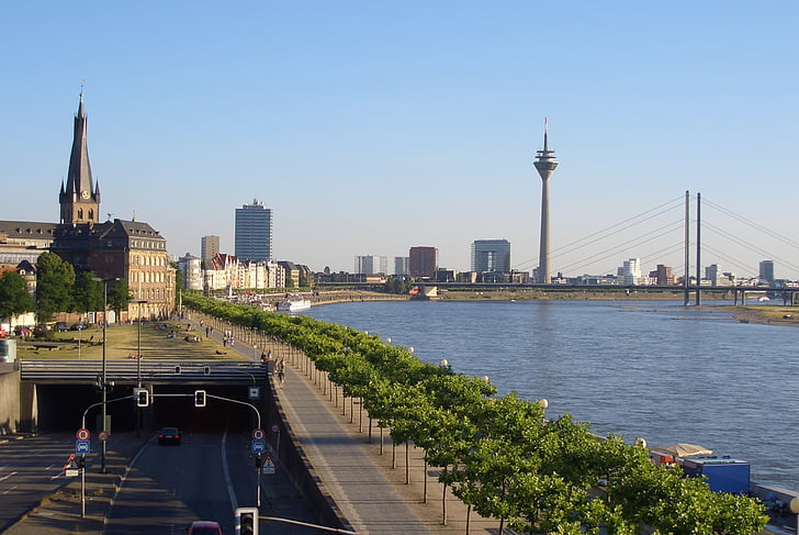 Düsseldorf, Rhinen, gamlebyen