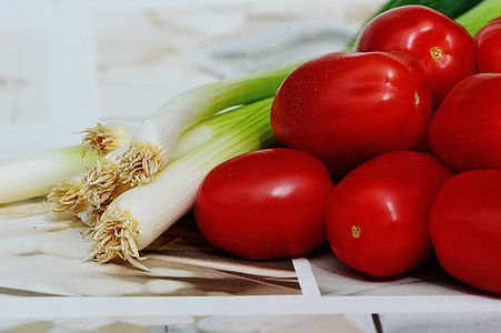 paradajky, Jarné cibuľky, zelenina, zdravé, vitamíny, Frisch, jesť