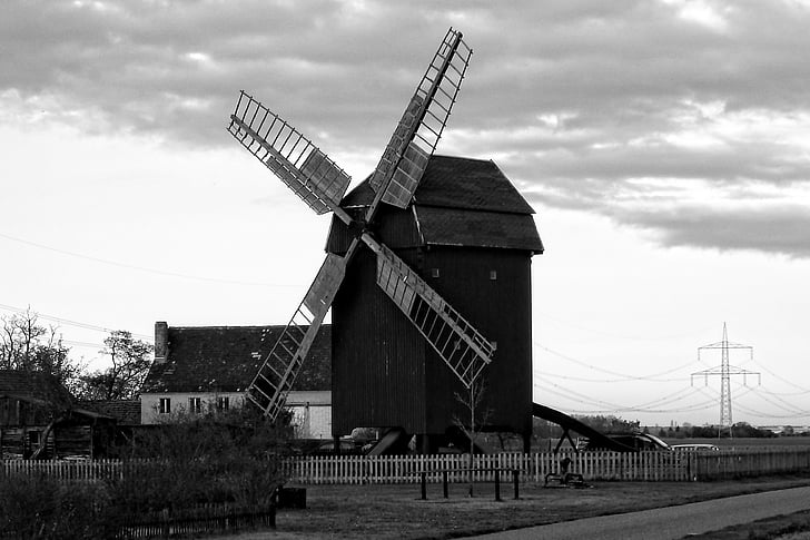 Post mill, felhők, malom, szélmalom, régi, történelmileg, fekete-fehér