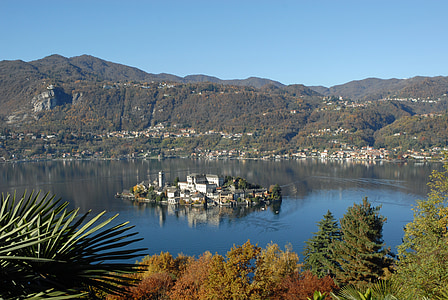 호수 오르타, 오르타 산줄 리오, cusio, 이탈리아