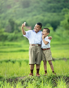 selfie, 子供, 携帯電話, アジア, 写真, 男の子, 兄弟