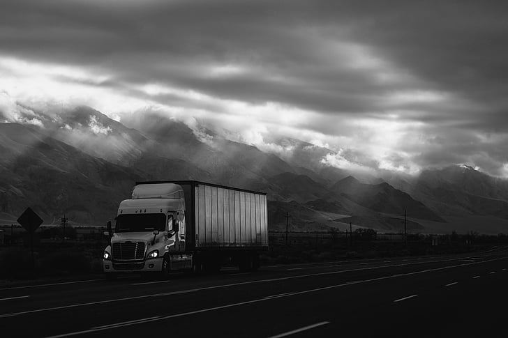 grijs, schaal, foto, goederenvervoer, vrachtwagen, Straat, bewolkt