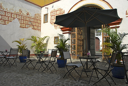 pátio, colonial, à tarde, café, bar, Trujillo, Peru