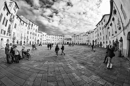 Lucca, Piazza, Piazza anfiteatro lucca, Italië, vakantie, toeristen, marktplein