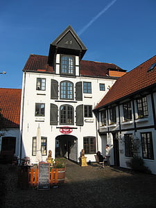 brasserie, flensburg, hof, warehouse, old, memory, historic building