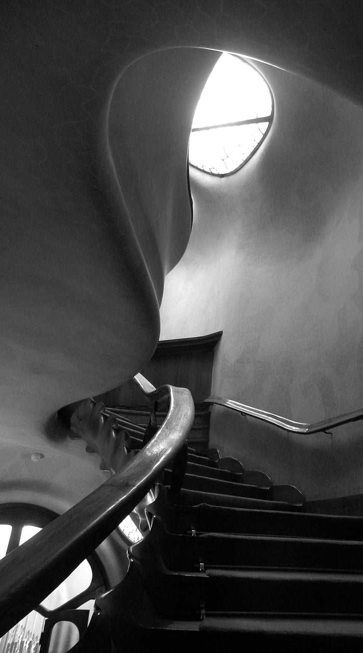 Barcelona, Casa Battlo, Cataluña, España, escalera, escalera, escaleras
