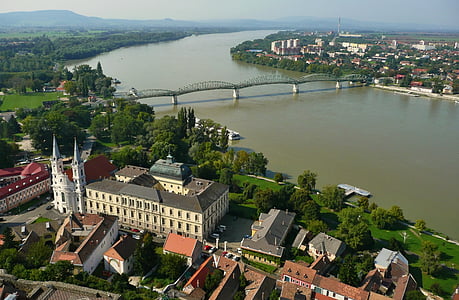 Štúrovo, Esztergom, Temple, Église, Basilique, pont, pont de valeria Maria
