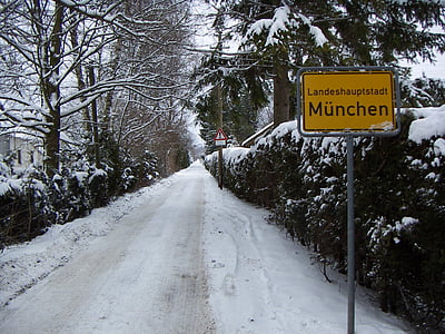 München, væk fra alfarvej, ensom, indgang, byens grænser, distriktet ydre, sne
