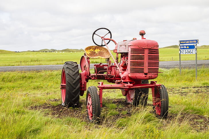 Island, traktor, Oldtimer, traktorer, jordbruk, gård, landsbygdens scen