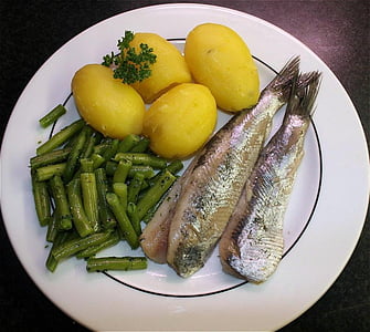 herring, maties, fish, potatoes, beans, beans vegetables, court