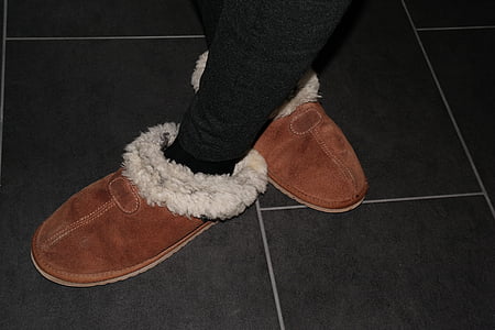 slippers, twisted, fur, brown, slate, anthracite, grey