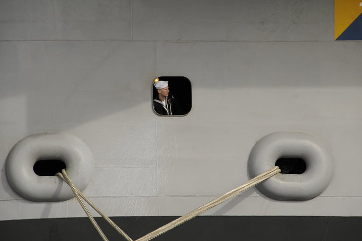 sailor, observing, mooring, lines, ship, ropes, viewing