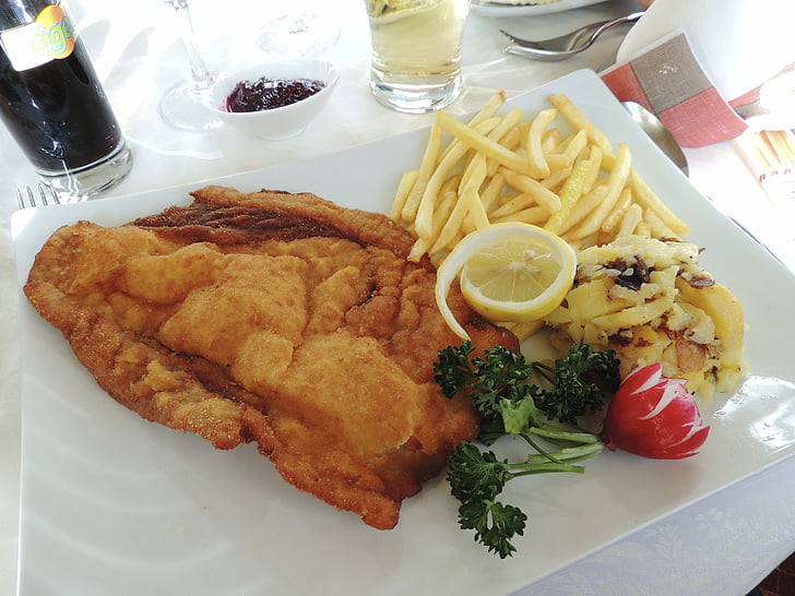 schnitzel, ketchup, french, lemon, french fries, dine, potatoes