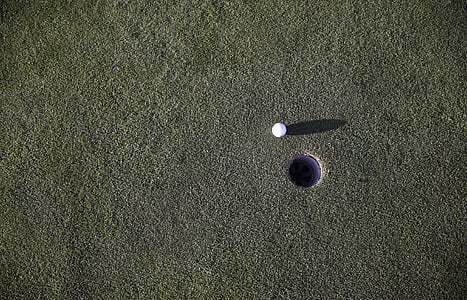 bola, Golf, pelota de golf, campo de golf, hierba, verde, agujero de