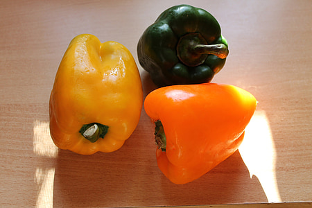 Паприка, зеленый перец, желтый перец, вегетарианец, вегетарианские блюда