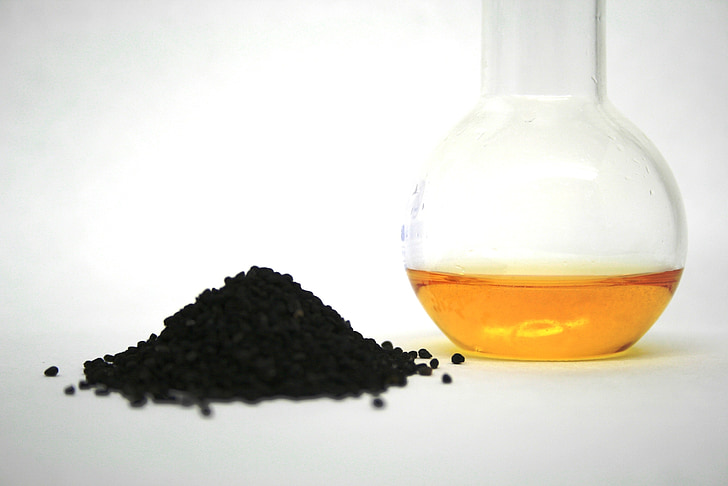 nigella, black cumin oil, fixed oil, science, laboratory