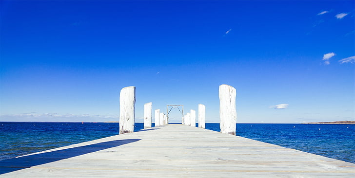 wood, dock, posts, ocean, sea, blue, sky