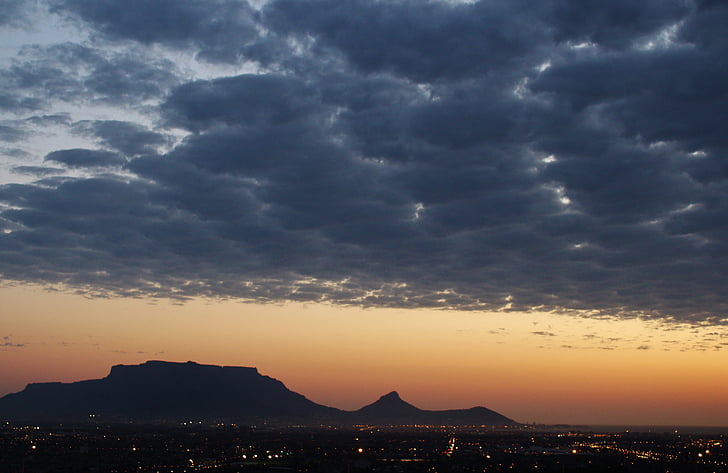 Sud Africa, montagna della tabella, tramonto, cielo