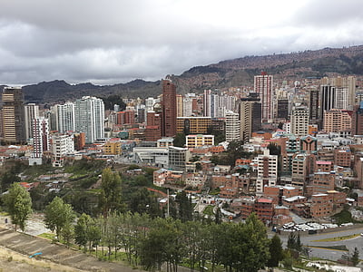 fred, Bolivia, staden, byggnader